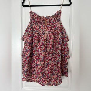 Cute ruffles top/dress